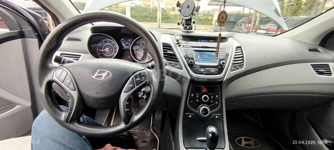 Hyundai Elantra 2013, 241,402 km - 1.8 l - Quba