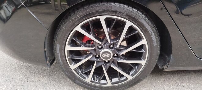 Hyundai Elantra 2013, 241,402 km - 1.8 l - Quba