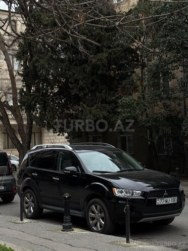 Mitsubishi Outlander 2010, 234,000 km - 3.0 l - Bakı