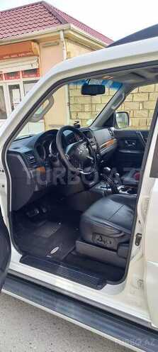 Mitsubishi Pajero 2008, 201,976 km - 3.0 l - Bakı