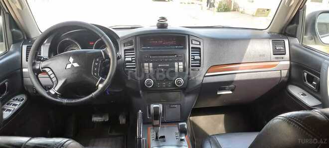 Mitsubishi Pajero 2008, 201,976 km - 3.0 l - Bakı