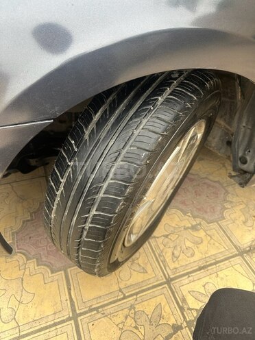 Honda Civic 2007, 400,000 km - 1.3 л - Gəncə