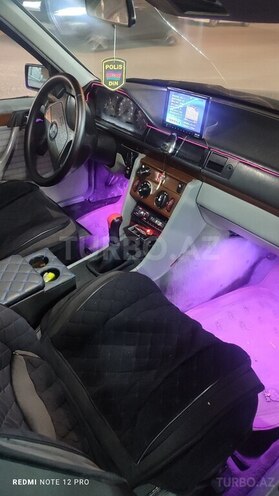 Mercedes E 200 d 1990, 88,000 km - 2.0 l - Bakı