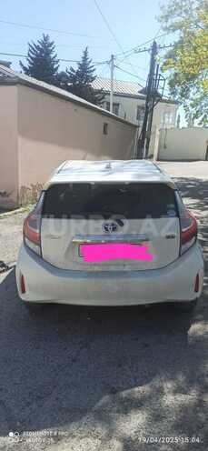 Toyota Aqua 2018, 100,000 km - 1.5 л - Bakı