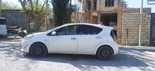 Toyota Aqua 2018, 100,000 km - 1.5 л - Bakı