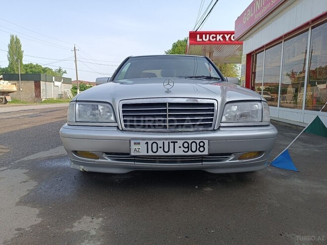 Mercedes C 200 1998, 250,000 km - 2.0 л - Masallı