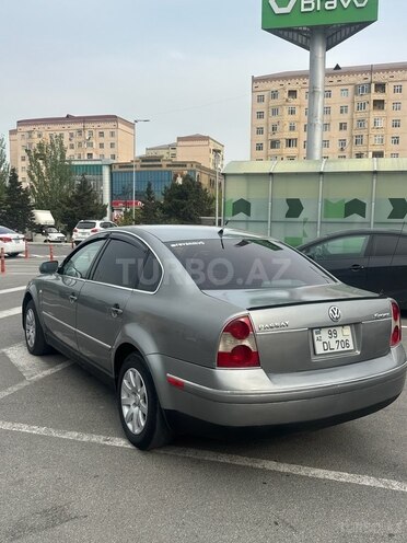 Volkswagen Passat 2003, 245,000 km - 1.8 l - Sumqayıt