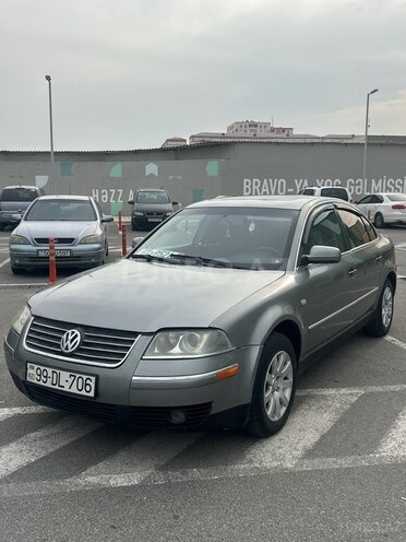Volkswagen Passat 2003, 245,000 km - 1.8 l - Sumqayıt