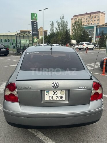 Volkswagen Passat 2003, 245,000 km - 1.8 l - Sumqayıt