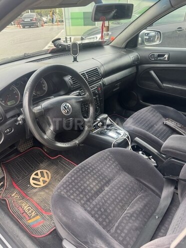 Volkswagen Passat 2003, 245,000 km - 1.8 l - Sumqayıt