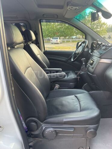 Mercedes Viano-7