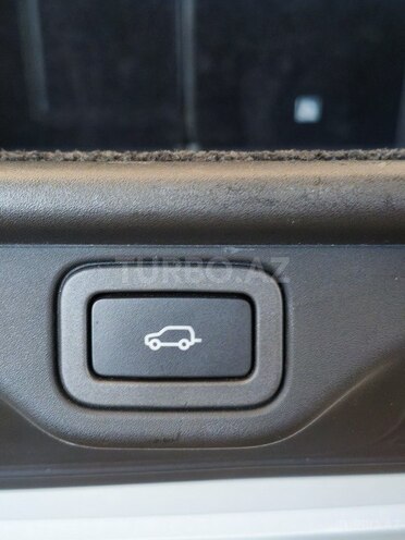 Land Rover Range Rover-21