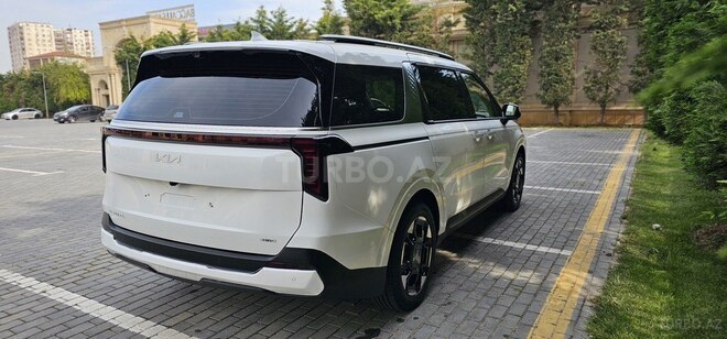 Kia Carnival-3