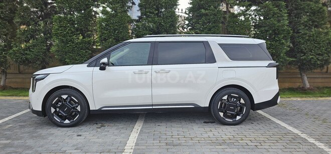 Kia Carnival-7