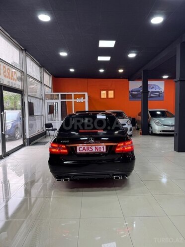 Mercedes E 220 d 2011, 221,000 km - 2.2 l - Sumqayıt