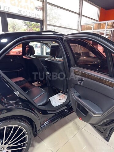 Mercedes E 220 d 2011, 221,000 km - 2.2 l - Sumqayıt