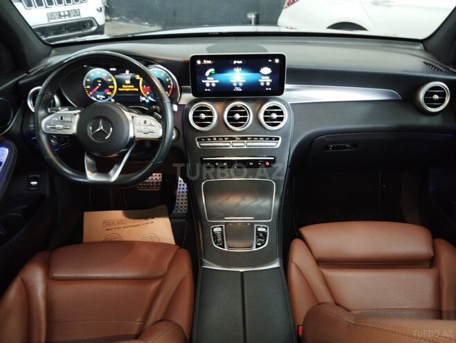 Mercedes GLC 200 4MATIC+ Coupe-11