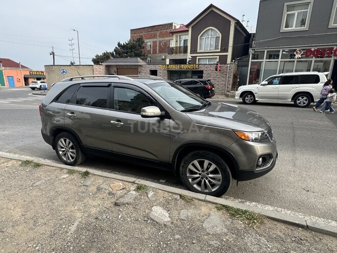 Kia Sorento 2011, 196,000 km - 2.0 л - Bakı