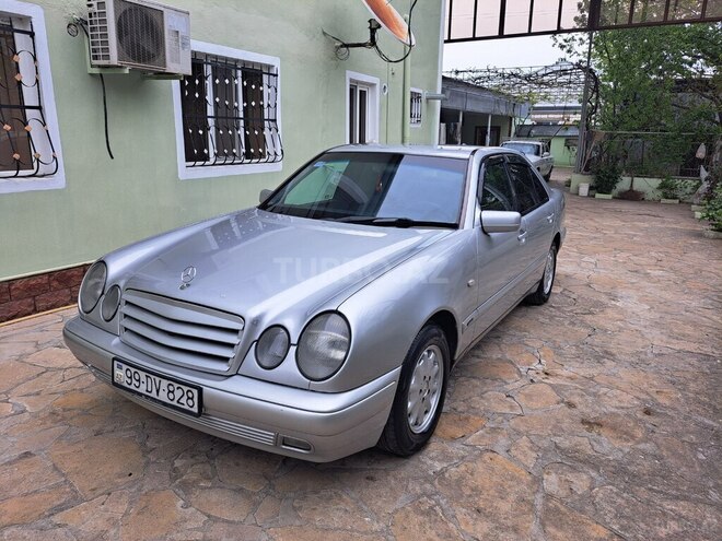 Mercedes E 220 d 1999, 412,000 km - 2.2 л - Qazax