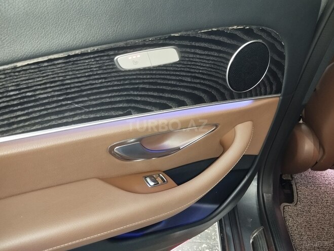 Mercedes E 220 d 2018, 131,000 km - 2.2 l - Bakı