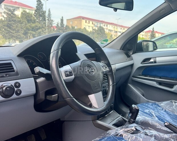 Opel Astra 2004, 249,000 km - 1.4 l - Sumqayıt