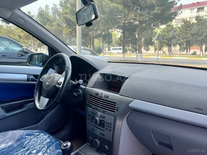 Opel Astra 2004, 249,000 km - 1.4 l - Sumqayıt