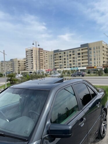 Mercedes C 200 1999, 345,000 km - 2.0 l - Sumqayıt