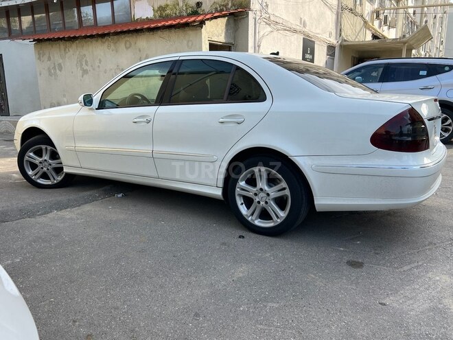 Mercedes E 220 d-8