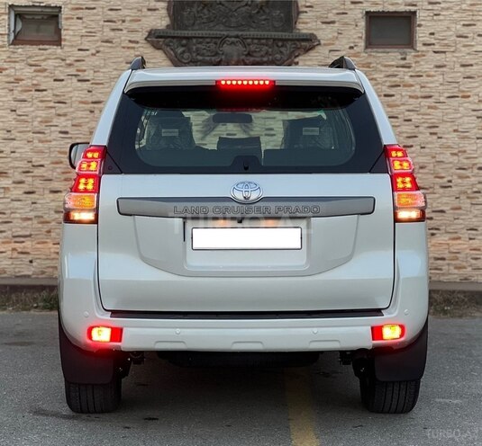 Toyota Land Cruiser Prado 2014, 150,000 km - 2.7 л - Bakı