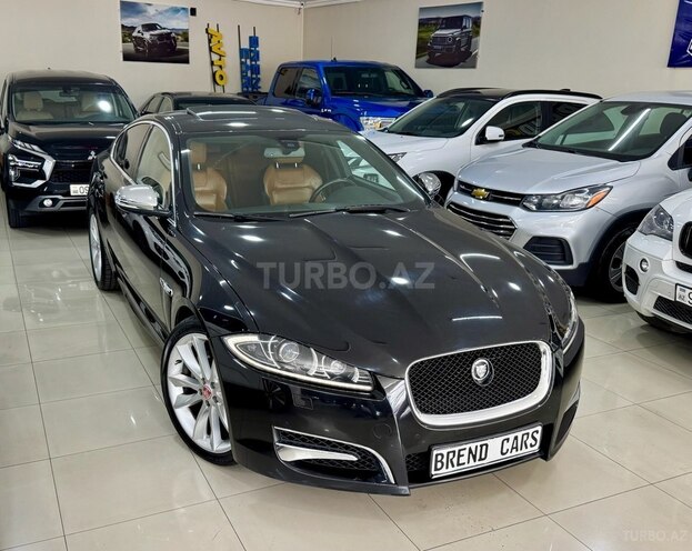 Jaguar XF-5