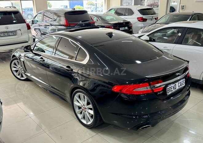 Jaguar XF-10