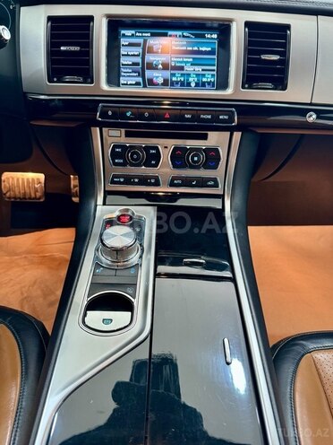Jaguar XF-15