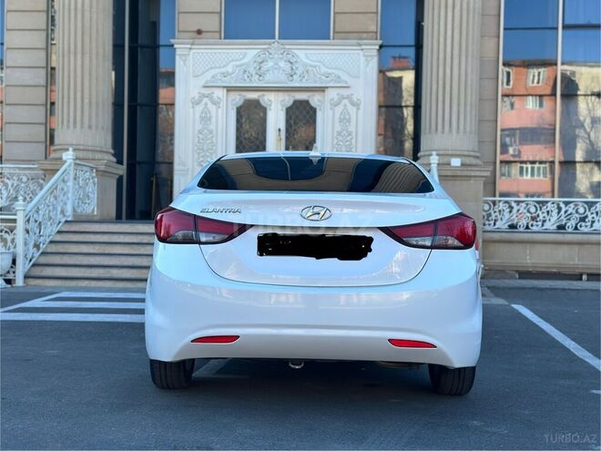 Hyundai Elantra 2015, 162,000 km - 1.8 l - Bakı