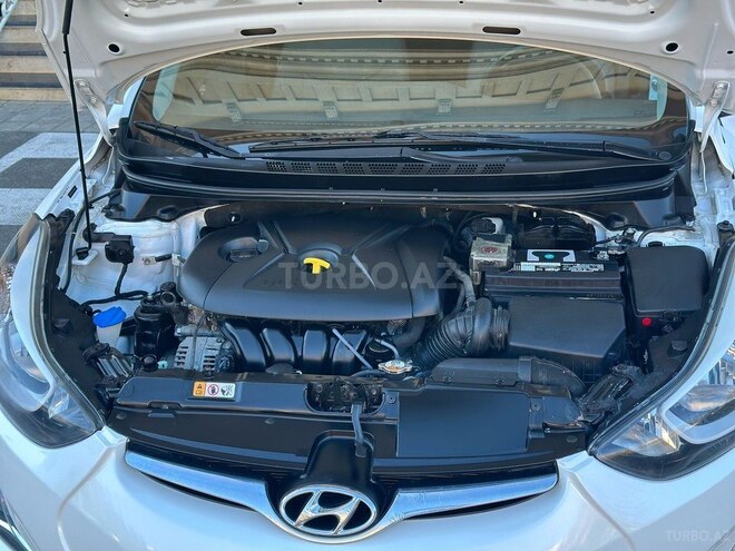 Hyundai Elantra 2015, 162,000 km - 1.8 l - Bakı