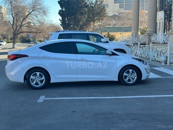 Hyundai Elantra 2015, 162,000 km - 1.8 l - Bakı