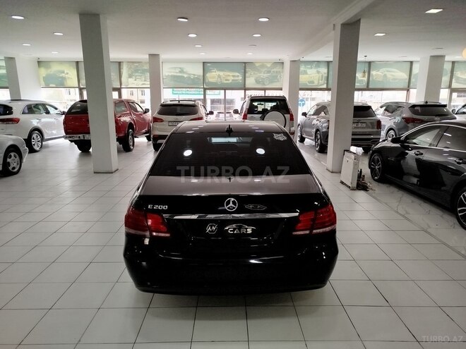 Mercedes E 200-5
