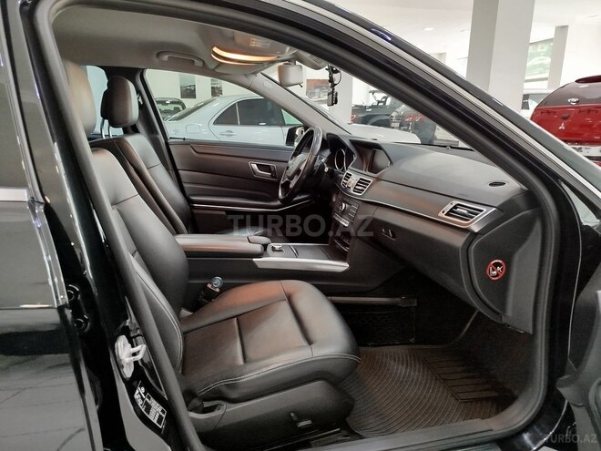 Mercedes E 200-13