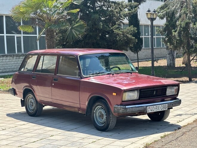 LADA (VAZ) 2104 2006, 50,000 km - 1.6 l - Salyan