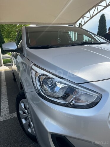 Hyundai Accent 2015, 91,000 km - 1.4 л - Bakı