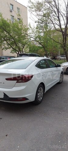 Hyundai Elantra 2019, 88,000 km - 2.0 л - Bakı
