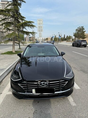 Hyundai Sonata-1