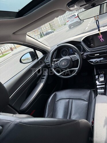 Hyundai Sonata-5