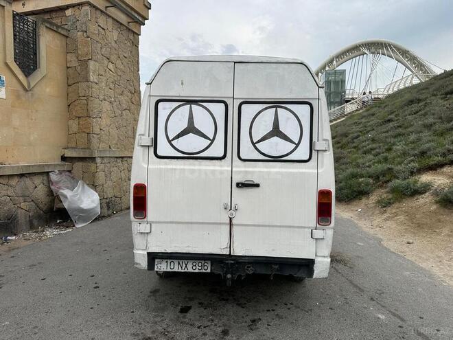 Mercedes 208 D 1991, 387,000 km - 2.3 л - Bakı