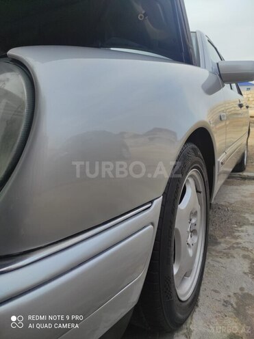 Mercedes E 240 1998, 545,000 km - 2.4 l - Bakı