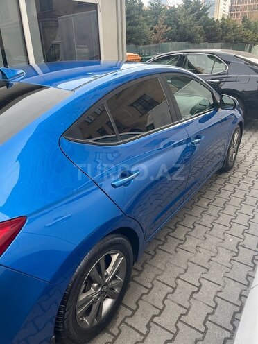 Hyundai Elantra 2017, 136,000 km - 2.0 l - Bakı