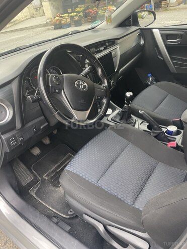Toyota Auris 2013, 226,000 km - 1.4 л - Bakı