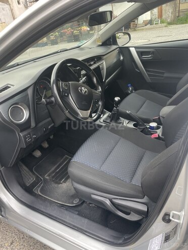 Toyota Auris 2013, 226,000 km - 1.4 л - Bakı