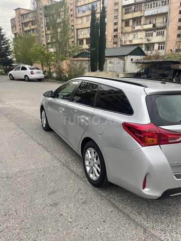 Toyota Auris 2013, 226,000 km - 1.4 л - Bakı