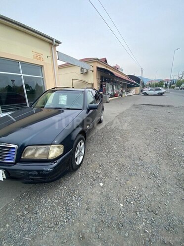 Mercedes C 220 d 2000, 365,000 km - 2.2 l - Zaqatala