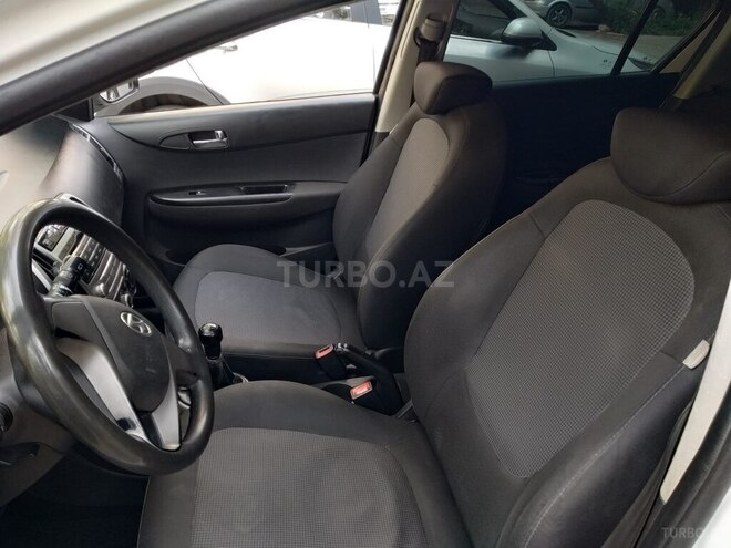 Hyundai i20 2015, 210,000 km - 1.2 l - Bakı